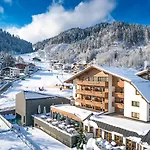 Hotel Luxury Schwarzbrunn Stans