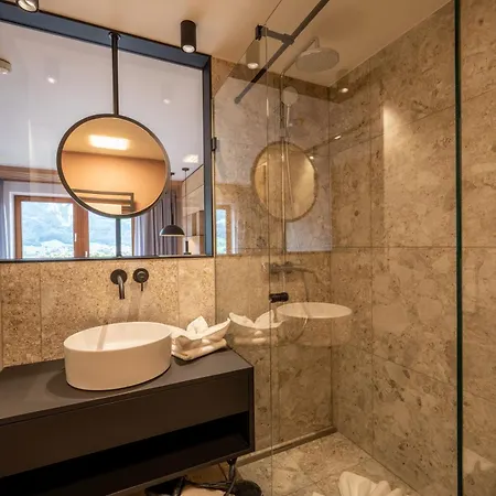 In Schwarzbrunn Hotel 4*