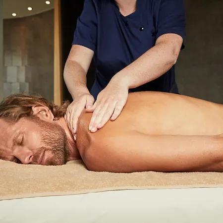 Luxury Schwarzbrunn 4 Sterne Superior Ξενοδοχείο 4*