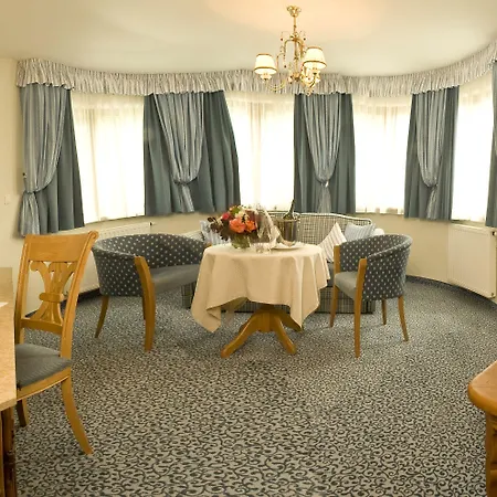 Luxury Schwarzbrunn Отель Штанс