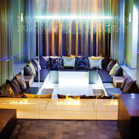Luxury Schwarzbrunn Отель