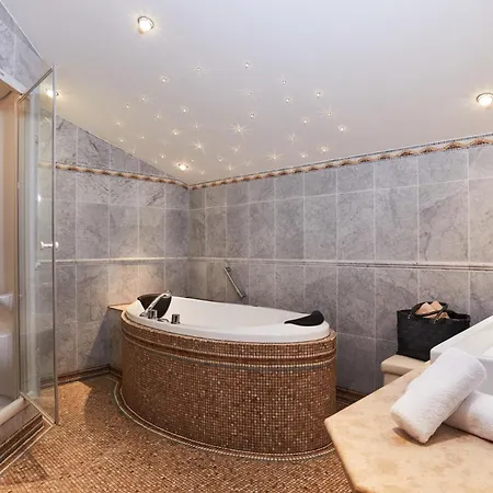 호텔 Luxury Schwarzbrunn 4*