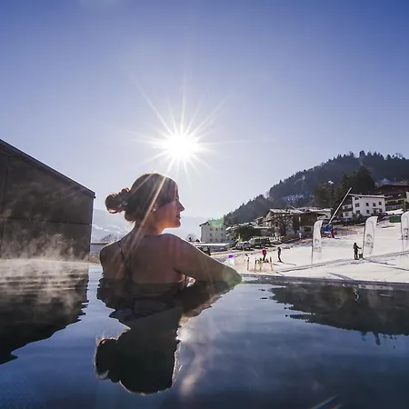 Luxury Schwarzbrunn 4 Sterne Superior 酒店