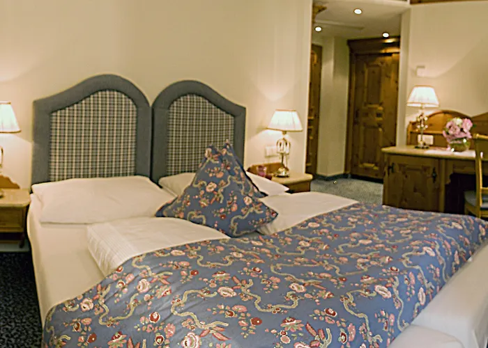 Hotel Luxury Schwarzbrunn 4*